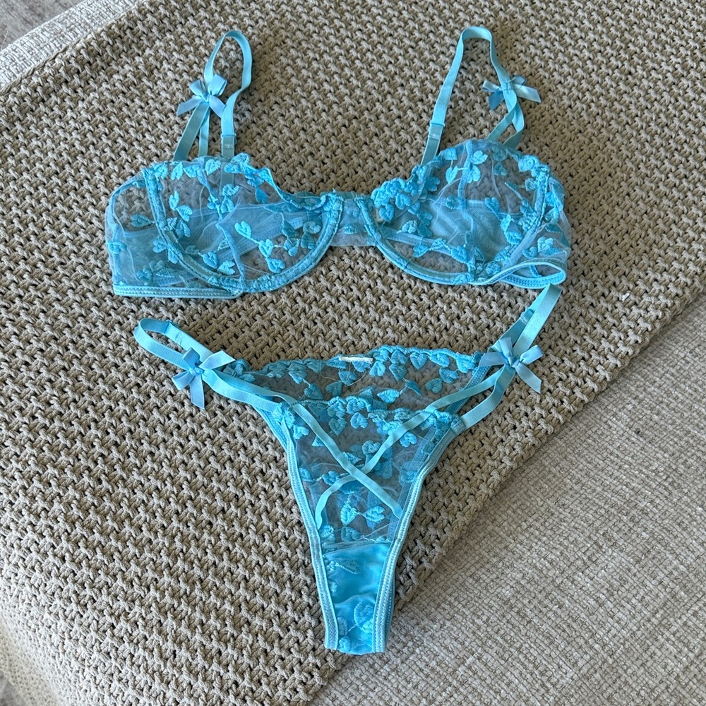 Blue Lace Lingerie Set